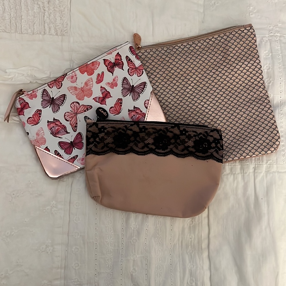 [Ipsy] Pink Makeup Pouch Bundle - image 1